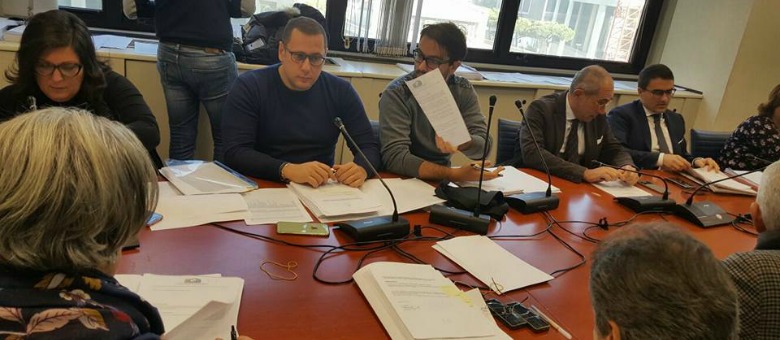 In Commissione Bilancio per discutere ciascuno dei miei 60mila emendamenti!